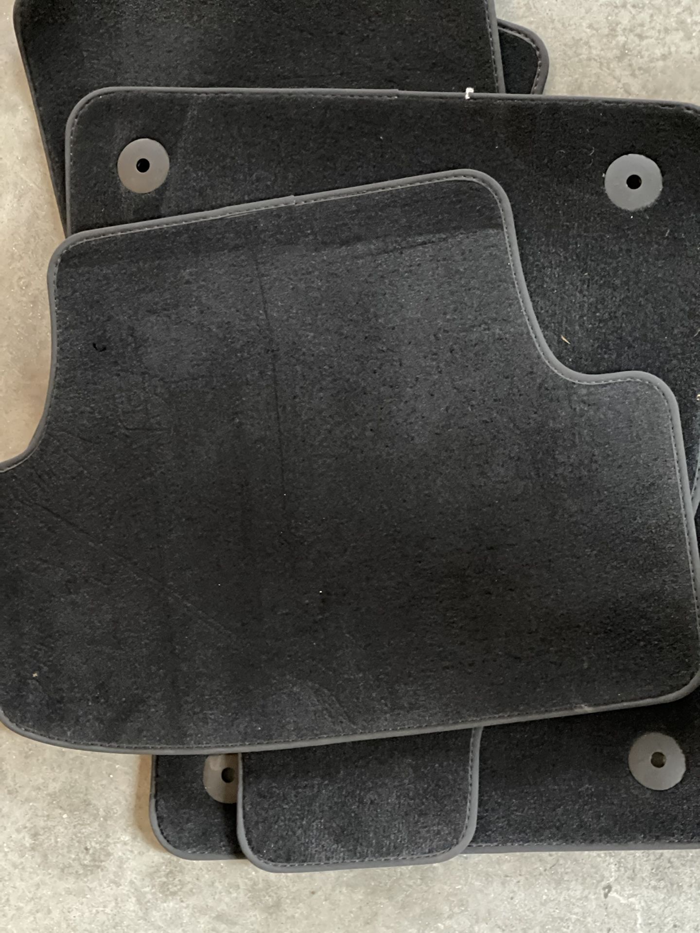 VW Alltrack Floor Mats