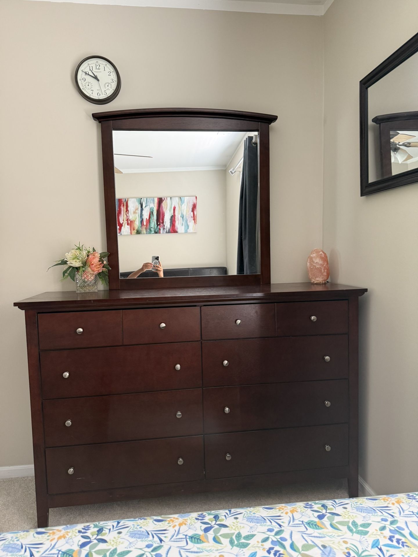 Dresser With mirror