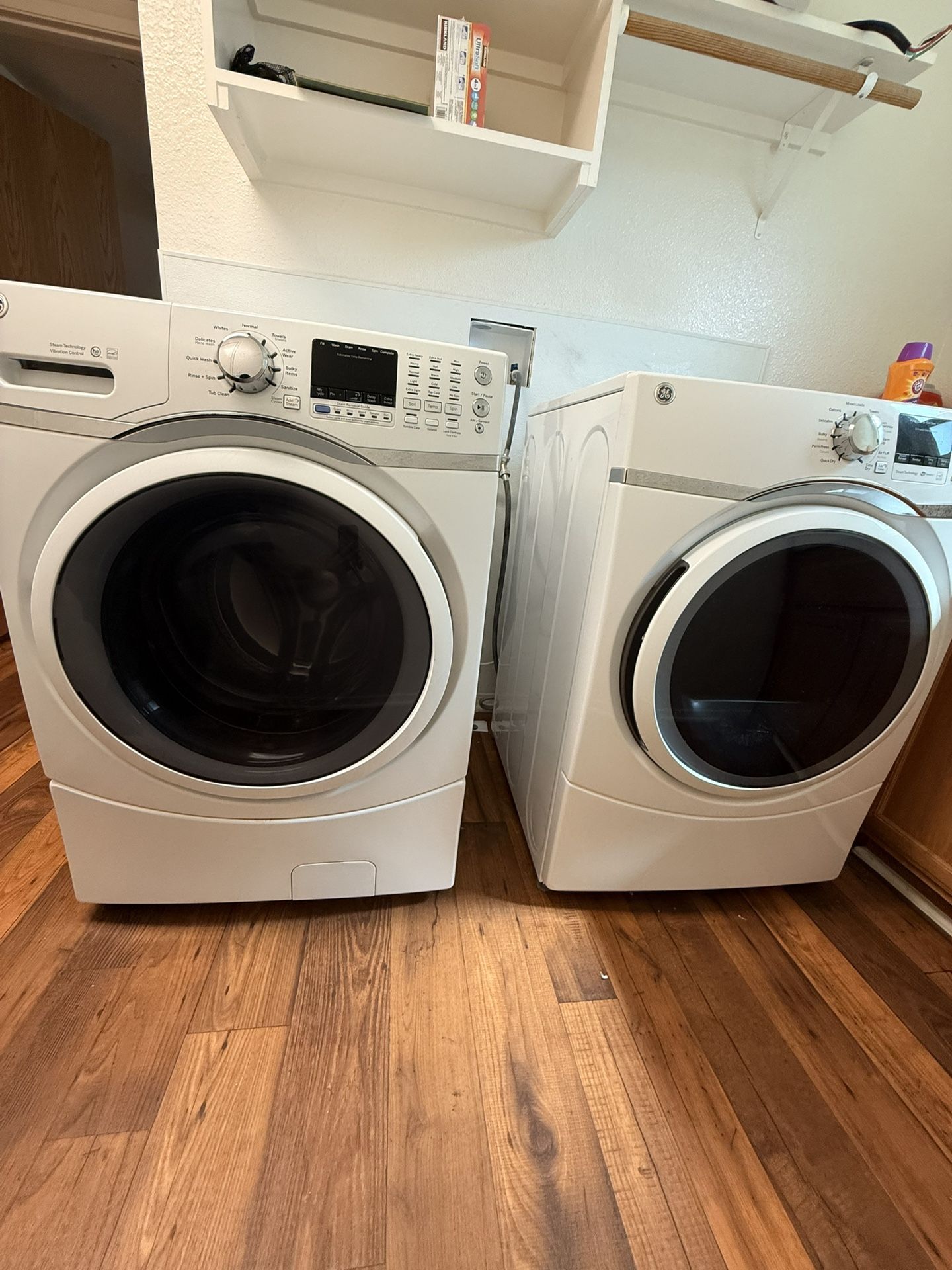 GE Washer And Dryer Set