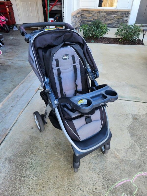 2 Graco Extend2fit And Chikko Bravo Stroller