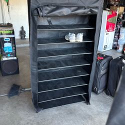 Short Rack With Zipper Cover