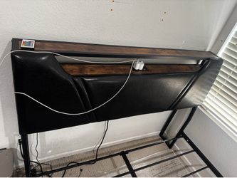 Full bed frame