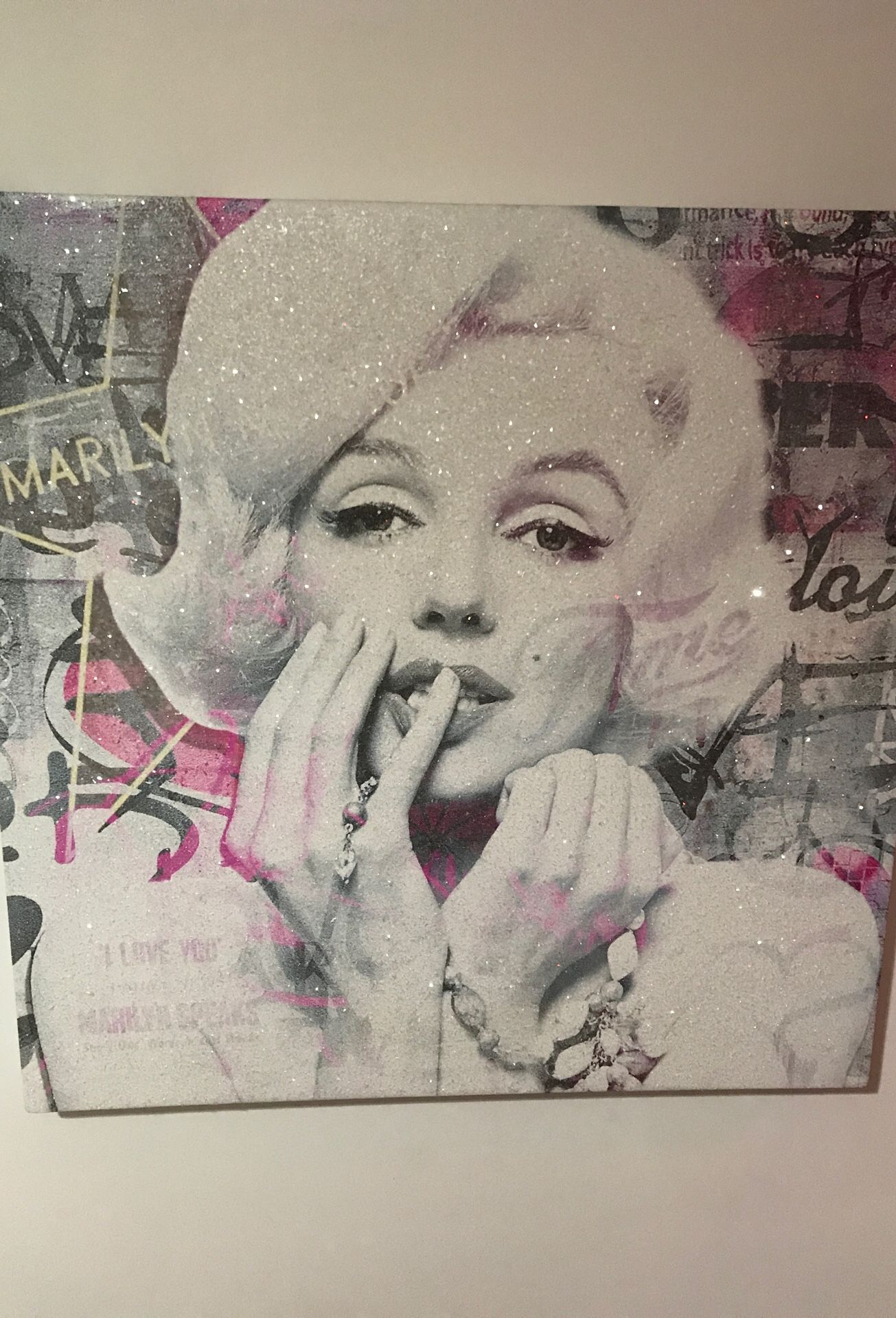 Beautiful Marilyn Monroe piece WORK OF ART!!