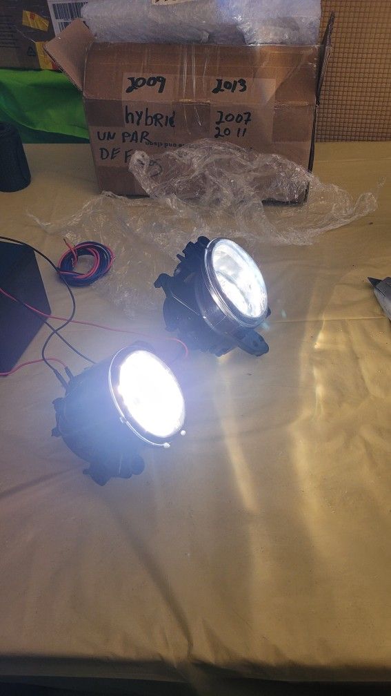 Luces Antiniebla TLX Para Mercedes Benz C200 C230 C300 C50. Cl550 Cl600 Cls500 Cls55