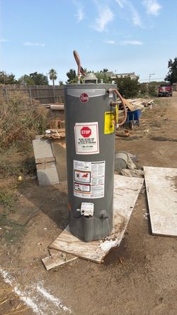 40 gallon Rheem gas water heater