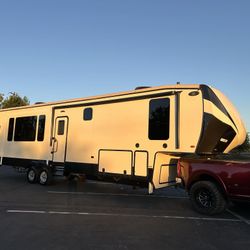 2018 Trailer 4  Slide Out