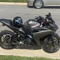 2016 Yamaha R3