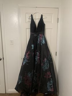 Vestido Negro / Multicolor