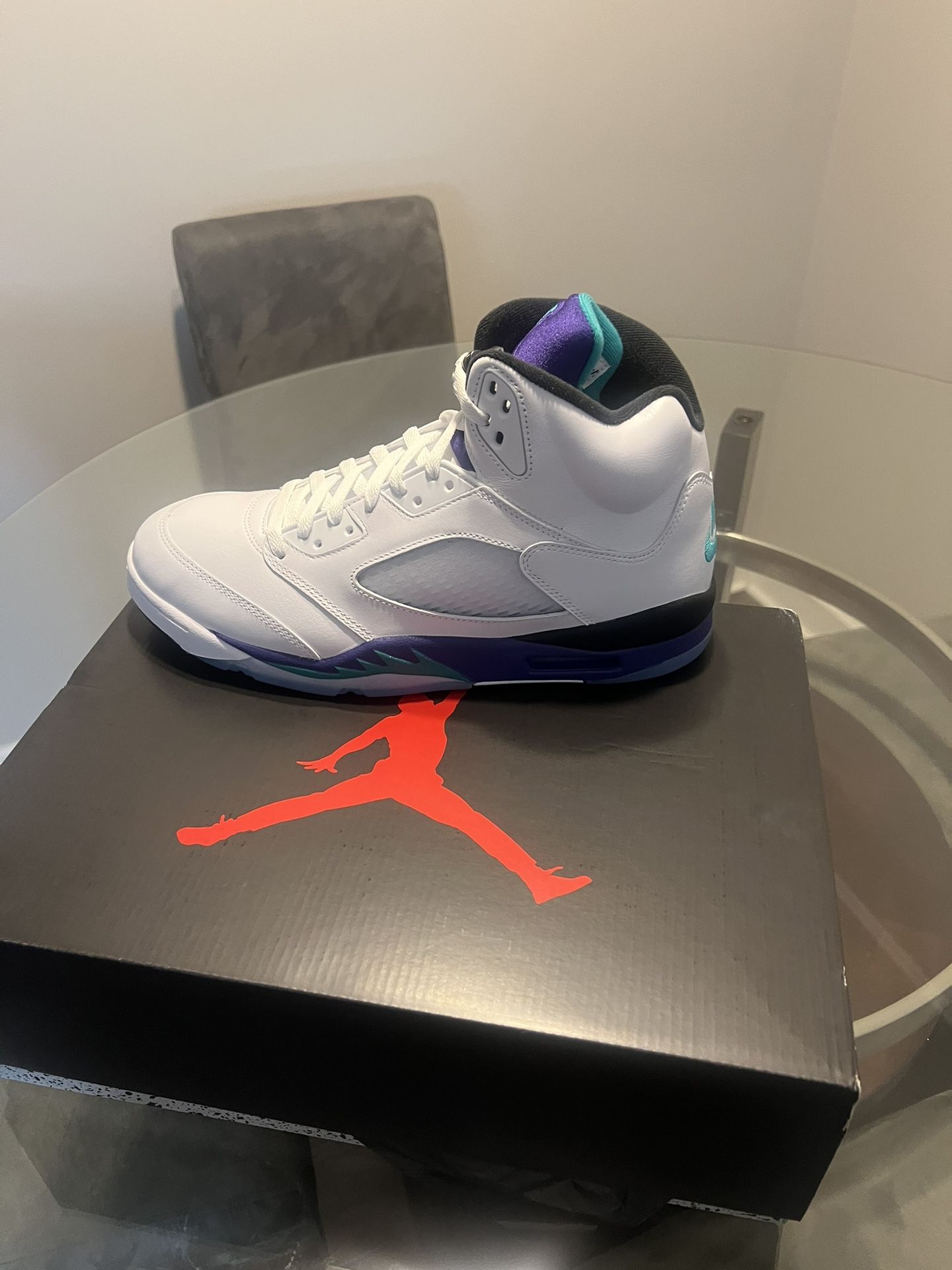 Jordan Retro 2025 Grape Size 13