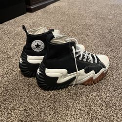 converse run star motion shoes- size 11