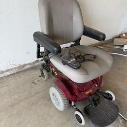 Power wheel chair