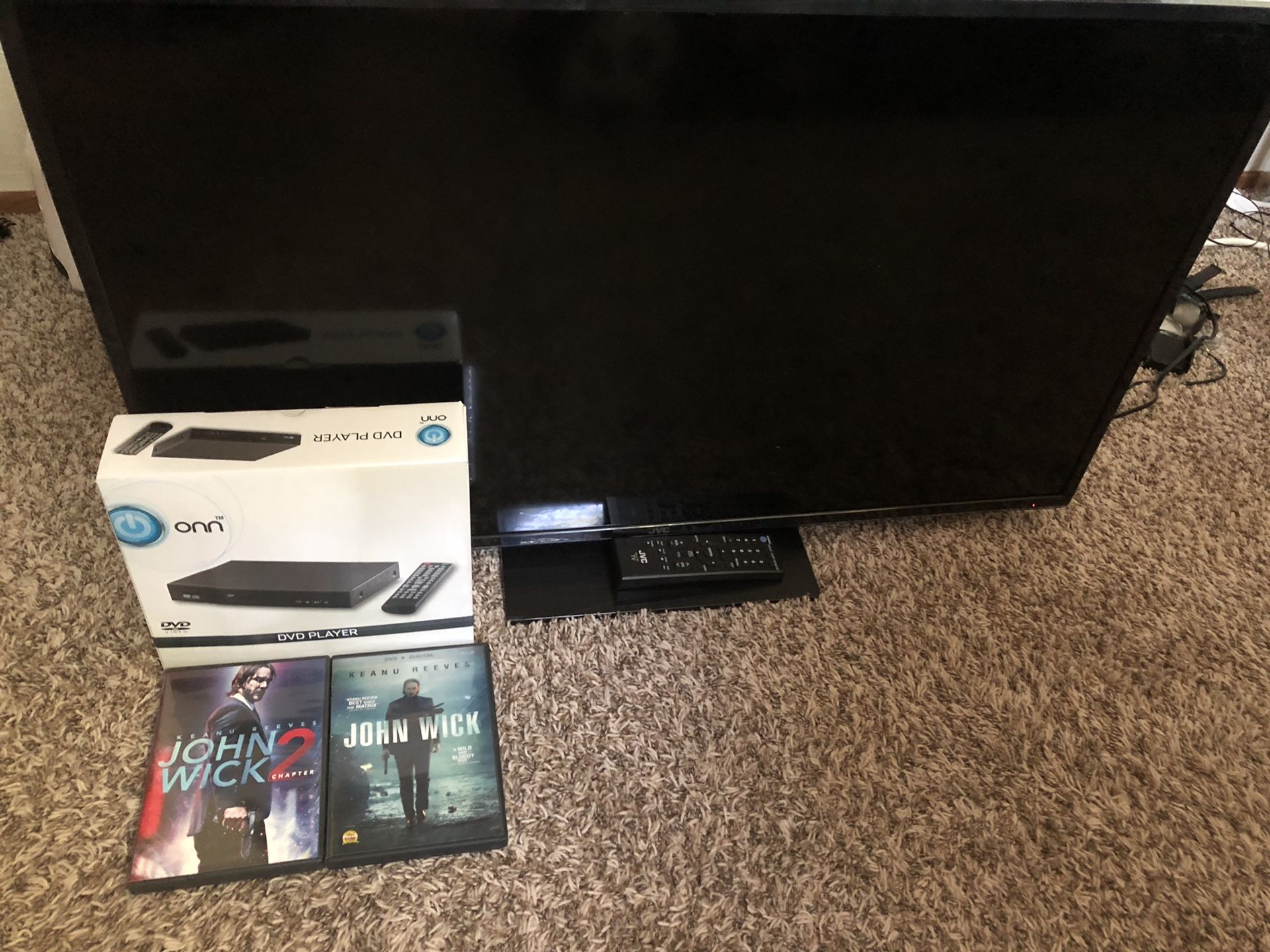 39inch JVC TV with remote (read depstriction for more information )
