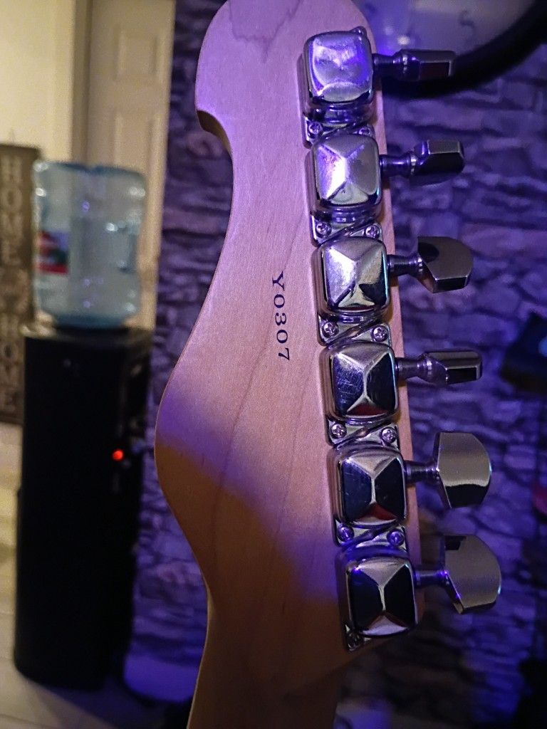 Yamaha Guitar EG112C