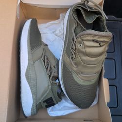 Men's Shoes For Sale !