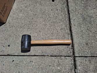 Black Rubber Mallet with Wood Handle 12In 16oz head