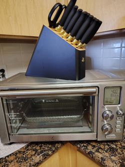 Emeril Lagasse Everyday 360 Stainless Steel Air Fryer And Drew Barry More Knife Set Both In Excellent Condition Asking $130 Cash For Both Pick Up Only