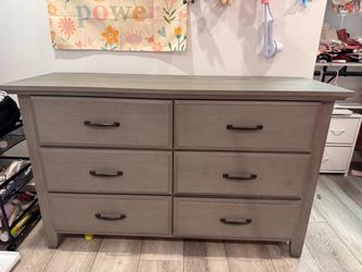 Grey 6 drawer dresser