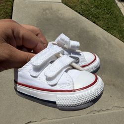 Converse All star Baby Shoes Size 2