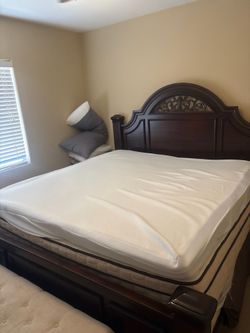 King Size Memory Foam Mattress Topper (3" Thick) w/ Removable Cover