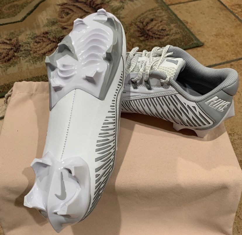 Nike Vapor Edge Pro 360 2 Men's Football Cleats (Size: 7)