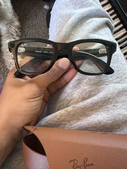 Meta glasses