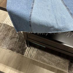 Women’s Levi Skirt 