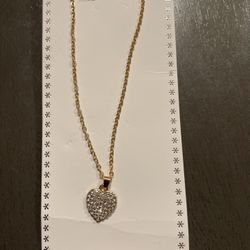 Heart Pendant With Earrings