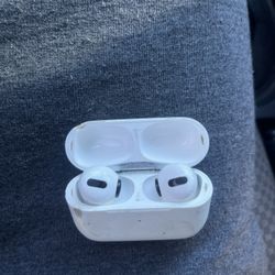 Apple AirPods Pro 1st Gen