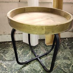 Round End Table 