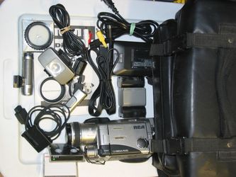 Ultra Rare RCA CC9390 MiniDV camcorder w/Detachable LCD & NIGHTSHOT