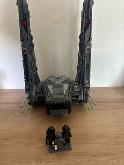 Lego Star Wars Kylo Ren’s Shuttle