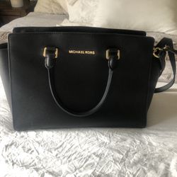 Michael Kors Large Satchel/Crossbody
