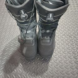Snow Boots