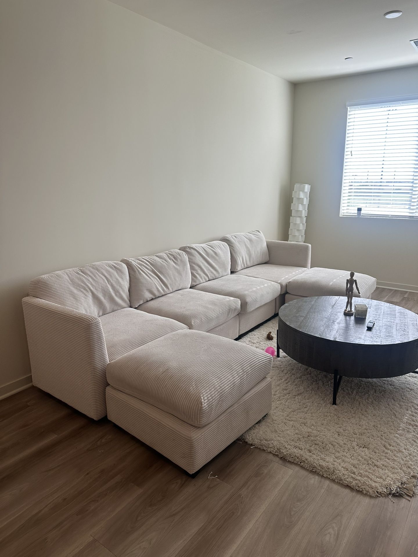 6 seater couch for sale