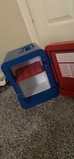 Marvel Spider-Man 4-liter thermoelectric mini fridge (pickup only)