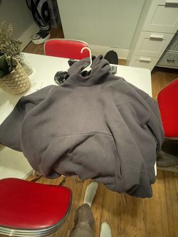 Yzy Hoodie / Balenciaga 