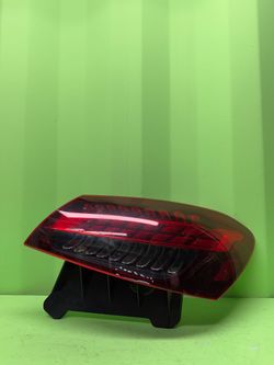 2021 2022 2023 Mercedes-Benz E350 E450 E53 E63 Right Passenger Side Quarter   Panel / Outer Tail Light OEM A2139065609