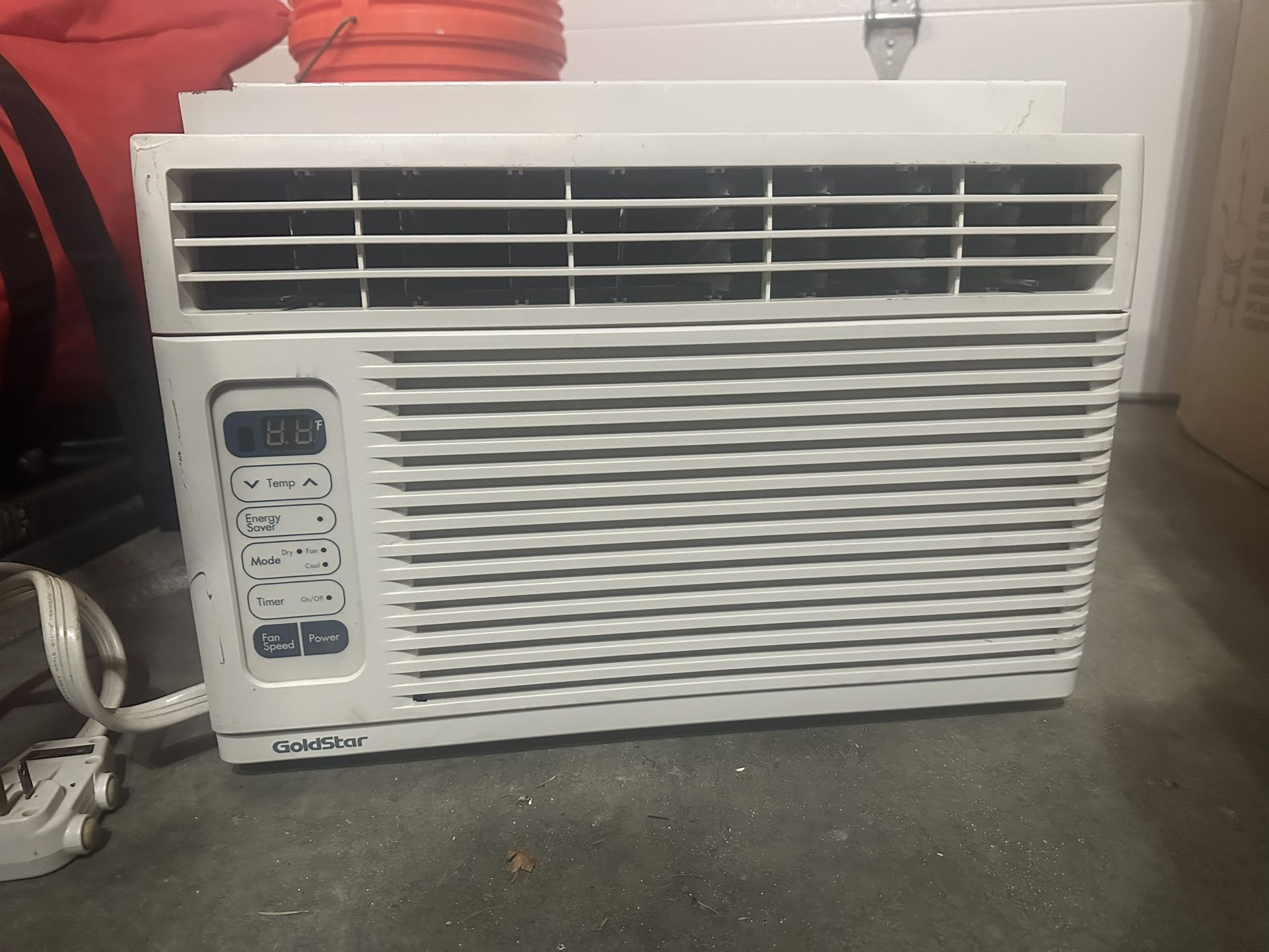 Window Air Conditioner - GoldStar 6500 BTU