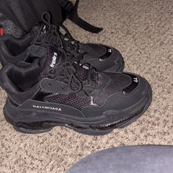 balenciaga triple s size 11/44