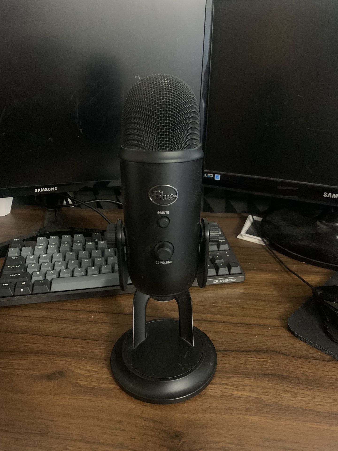 Blue Yeti Blackout Microphone