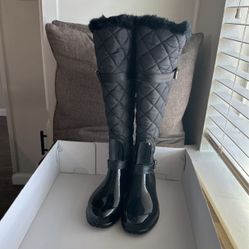 Michael Kors Boots 