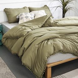 Ball Pom Fringe Design Blanket - Size: Twin