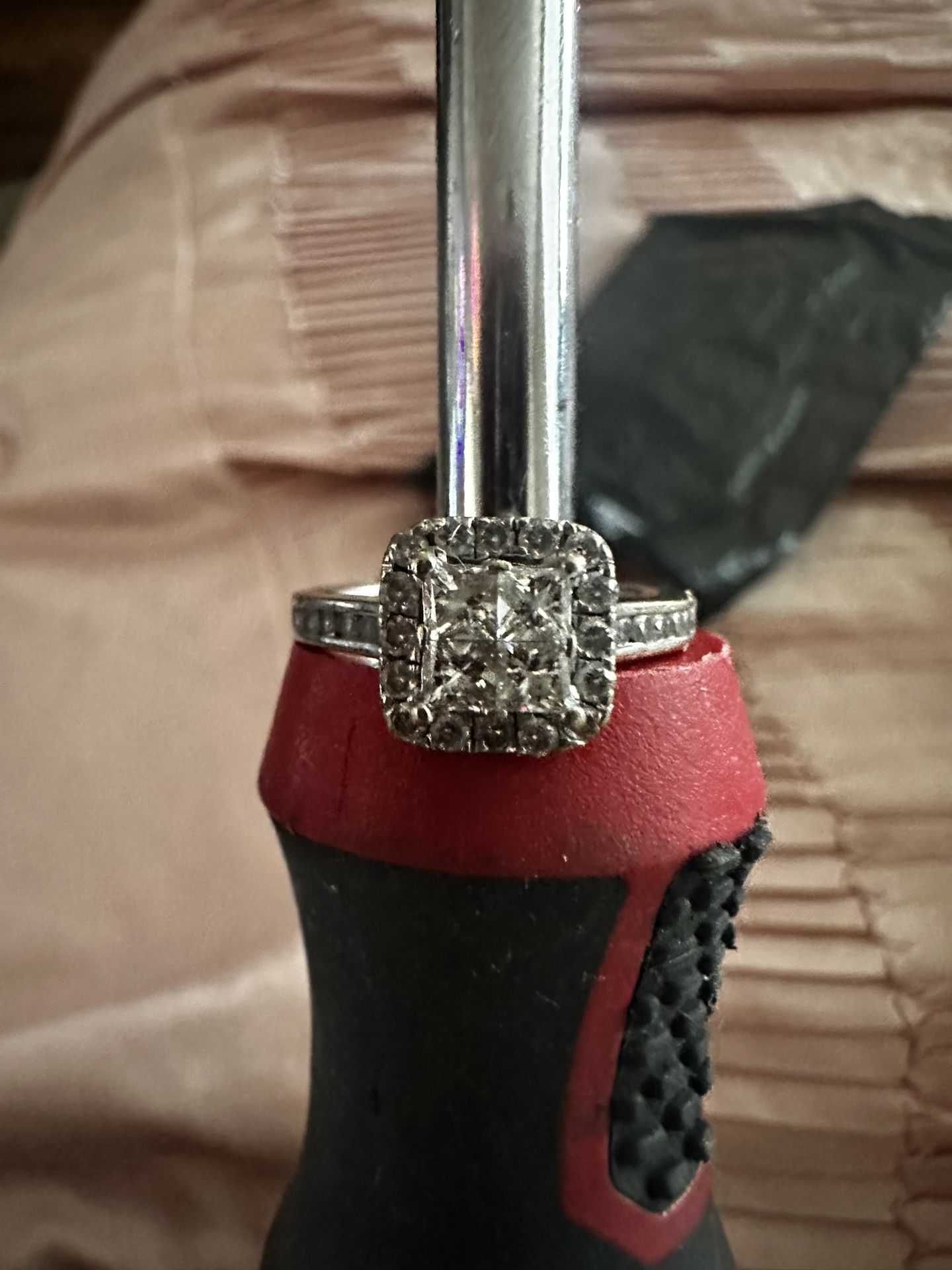 7/8 Ct 14k White gold Diamond Ring