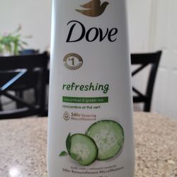NEW Dove Refreshing Bodywash 20oz 