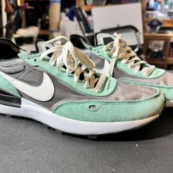 Nike Waffle 1 / Size 10 men’s