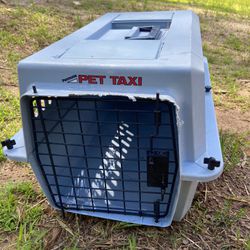 Small Dog Crate 22”L 12”W 12”H 