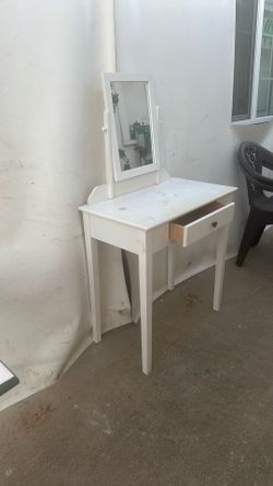 Vanity