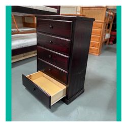 5 drawers dresser / Five drawers dresser