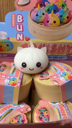 Unicorn dumplings color change