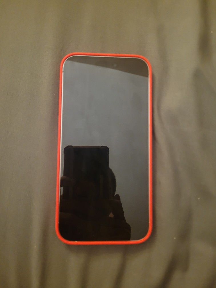 Iphone 14 Pro Max And Ipad 10th Generation 